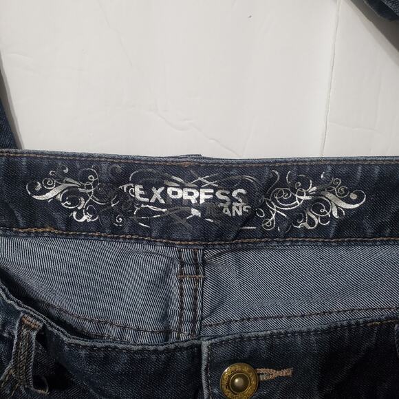 Express Barely Boot Zelda Bootcut Slim Fit Ultra Low Rise Medium Wash Jeans Sz 6 - Picture 11 of 12